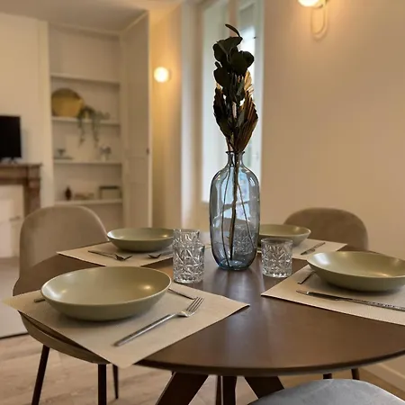 In With Concierge Services * لو مان